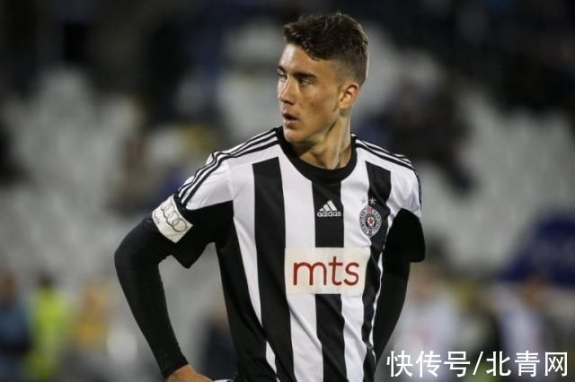 曼联便以强